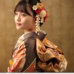 振袖の帯結び ちりめん細工髪飾り