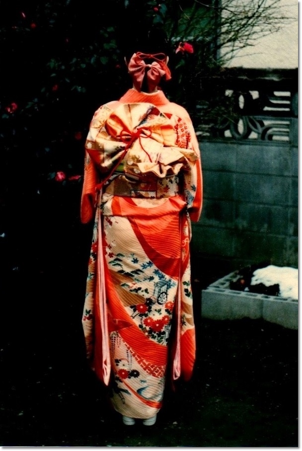 オレンジママ振袖 後の帯結び