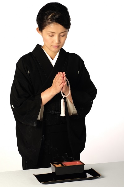 着物の喪服は誰が着るのか
