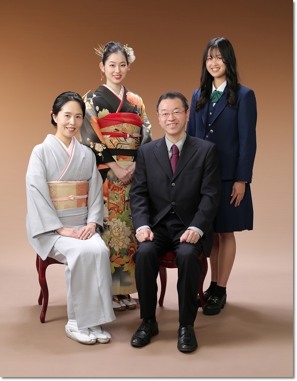 成人式 引き振袖 花嫁 家族写真